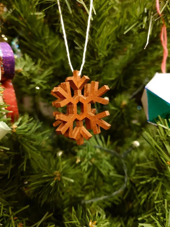 3D wooden Christmas snowflake decoration